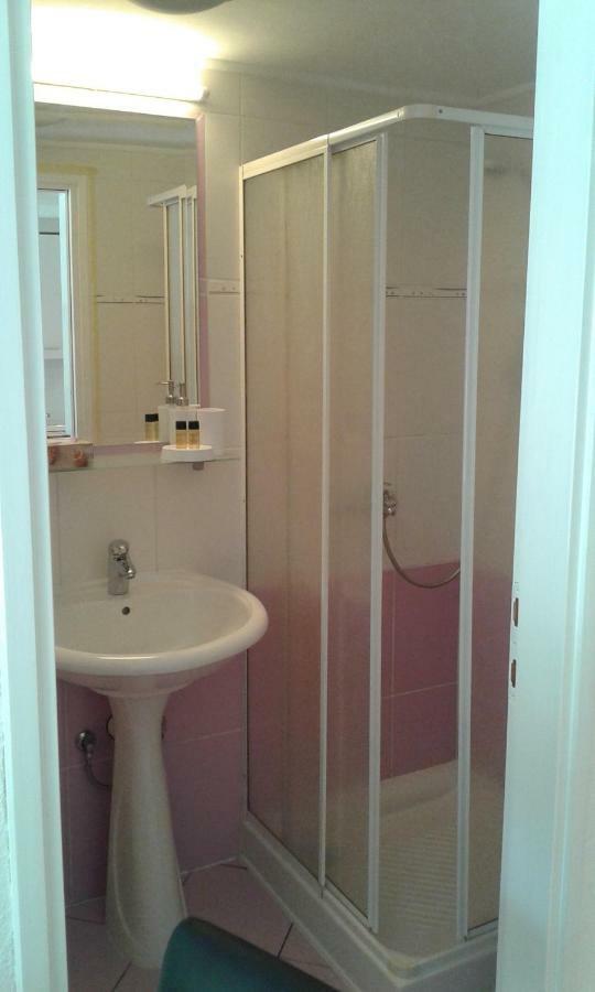 Studio Apartment Marinero Tar-Vabriga Esterno foto